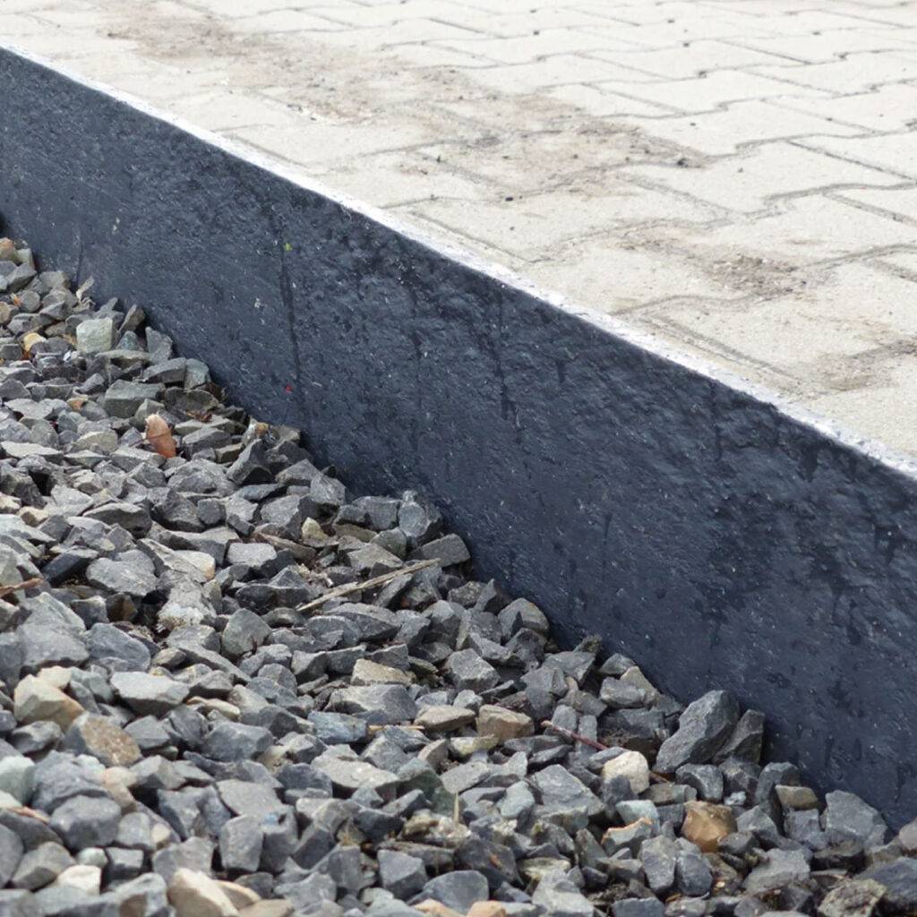 Recycled Plastic Garden Edging in Anthracite 1800cm